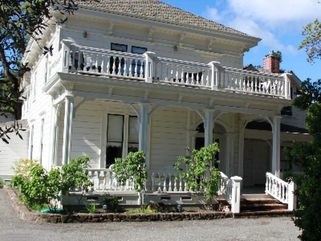Inn At Salvestrin St. Helena Εξωτερικό φωτογραφία